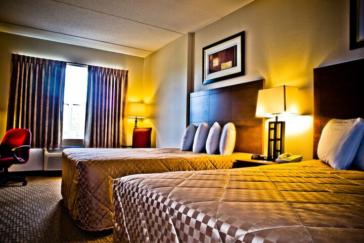 Room 9 of 34