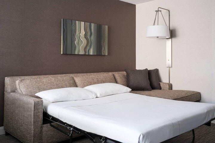 Room 12 of 49