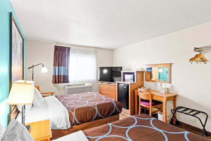 Super 8 by Wyndham Ogallala
