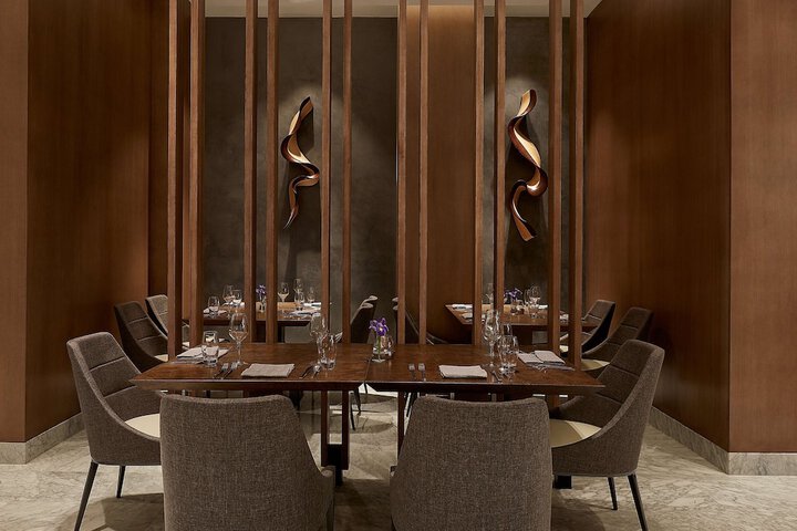 Dining 49 of 77