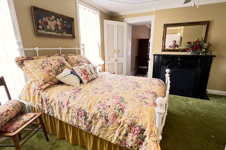 Rocky Hill Inn