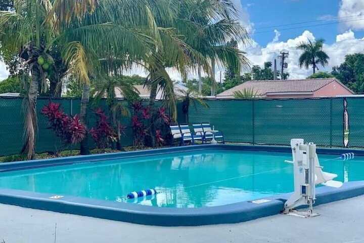 Pool 5 of 23