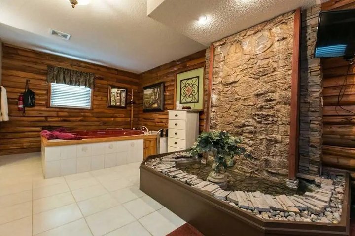Quiet Walker Lodge