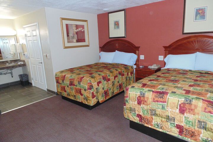 Room 21 of 36