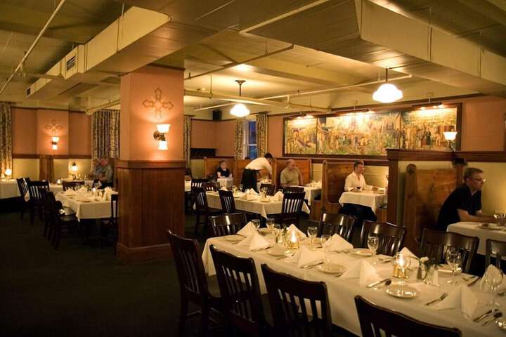 Dining 71 of 125