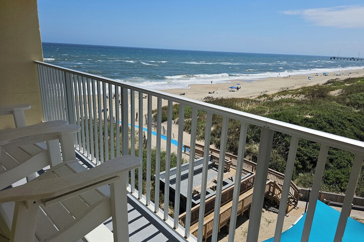 Surf Side Hotel