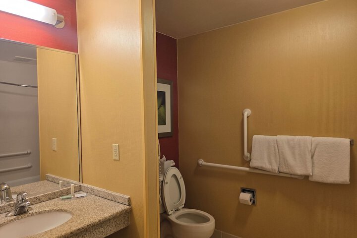 Country Inn & Suites by Radisson Convention Center