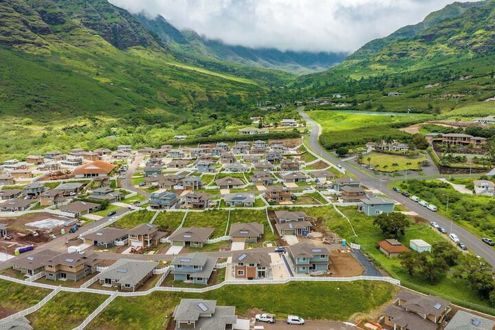 Leale'a by Avantstay Ocean + Mountain Views!