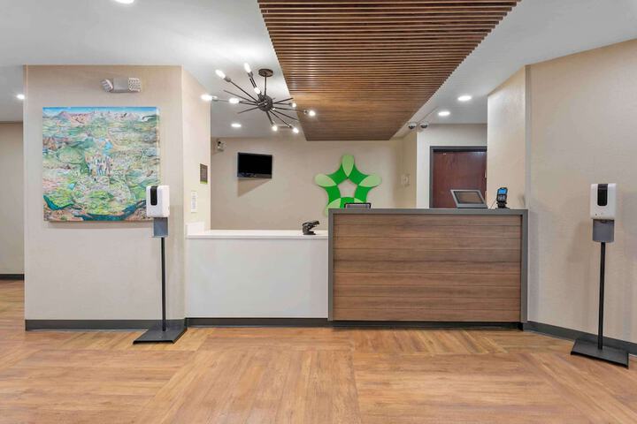 Hotel Interior 6 of 20