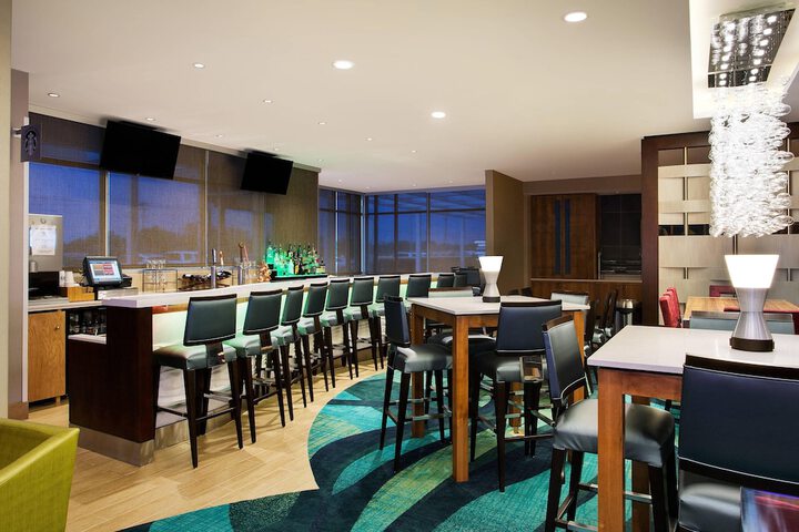 Hotel Interior 10 of 27