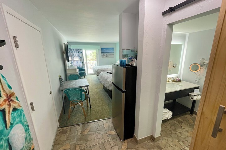 Ocean Sands Beach Boutique Inn - 1 Acre Private Beach