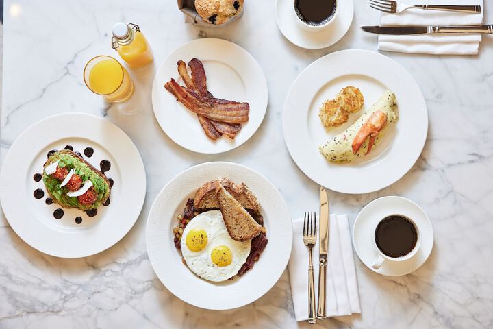 Breakfast/Coffee Service 60 of 78
