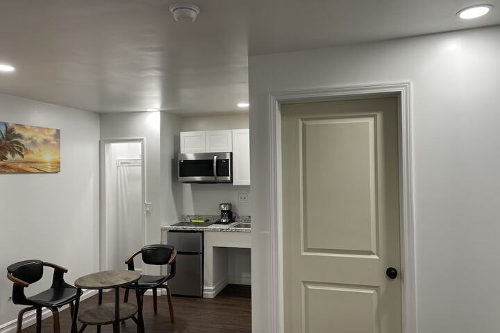 Room 84 of 103