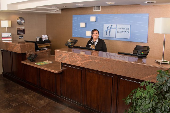 Hotel 4 of 59