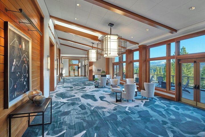 The Ritz-Carlton Lake Tahoe
