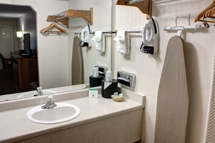 Room 31 of 35