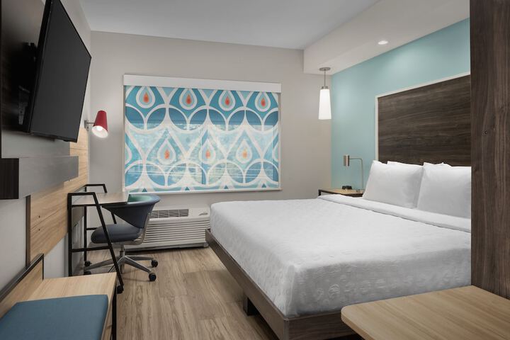 Room 8 of 47