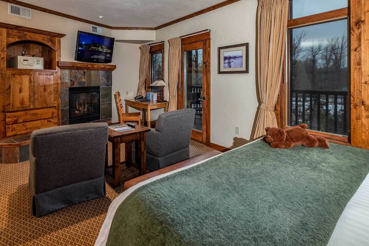 Lodge at Whitefish Lake