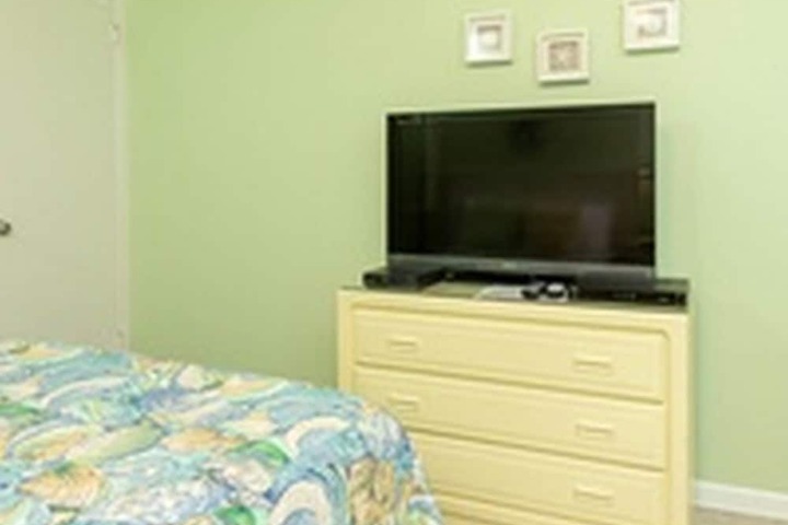 Room 87 of 141