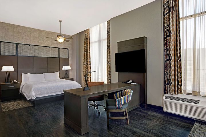 Room 49 of 60