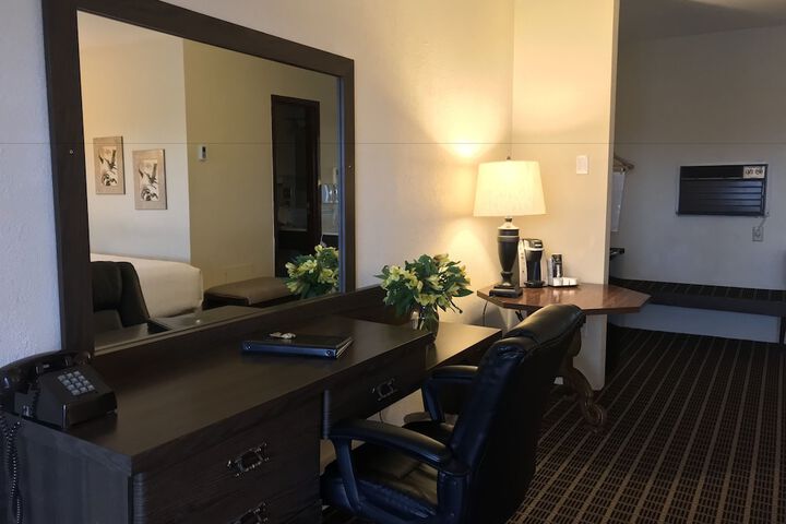 Room 54 of 77