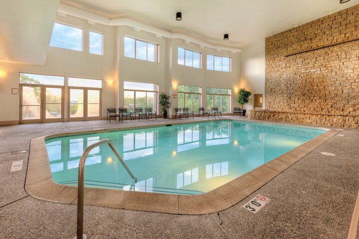 Pool 4 of 27