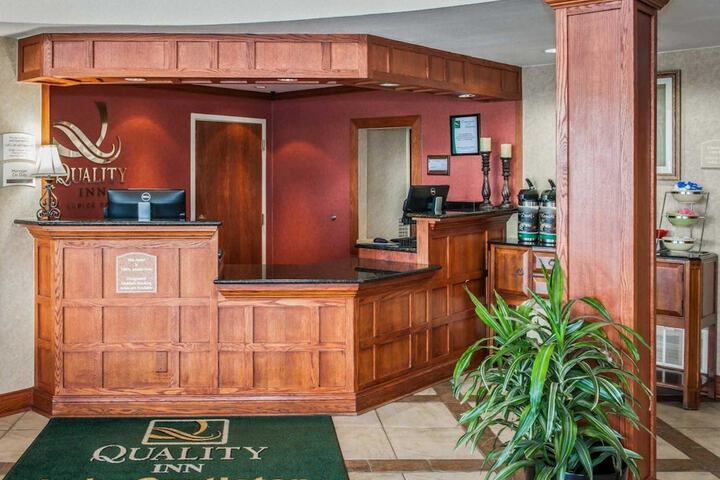 Hotel Interior 9 of 31