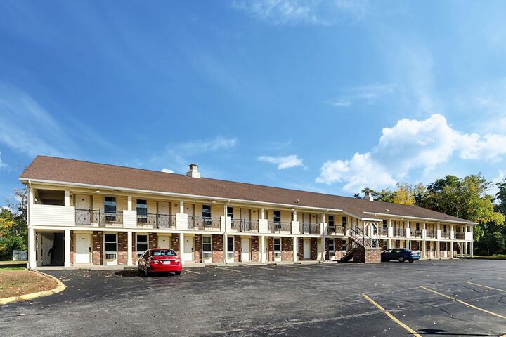 Econo Lodge Sturbridge Route 20