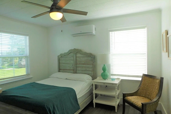 Enochs Hideaway Home