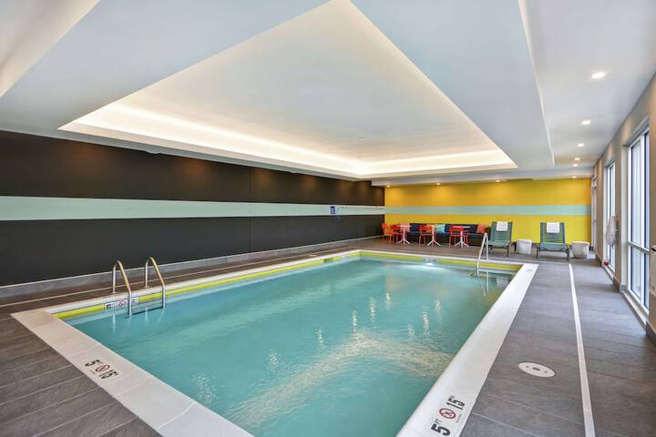 Pool 4 of 35