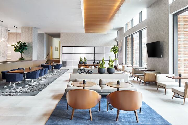 Breakfast/Coffee Service 64 of 79