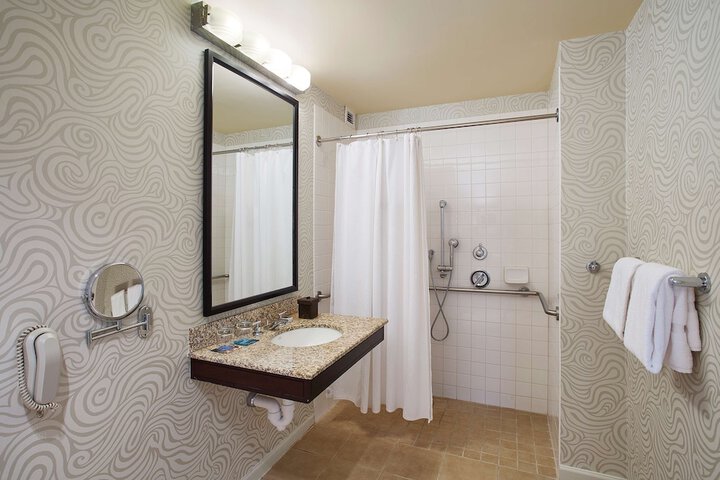 Room 34 of 54
