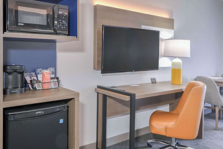 Room 9 of 52