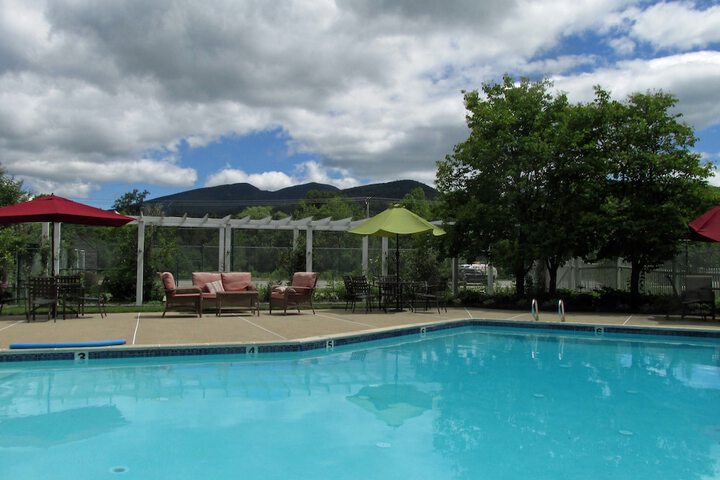 Pool 28 of 103