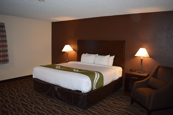 Room 14 of 37