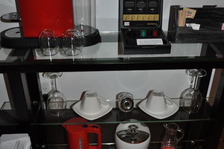 Breakfast/Coffee Service 65 of 74