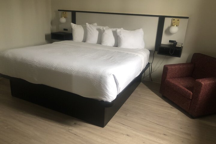 Room 13 of 39