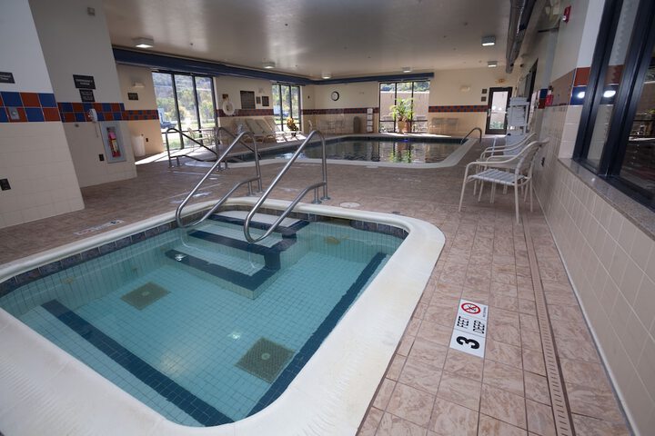 Pool 4 of 54