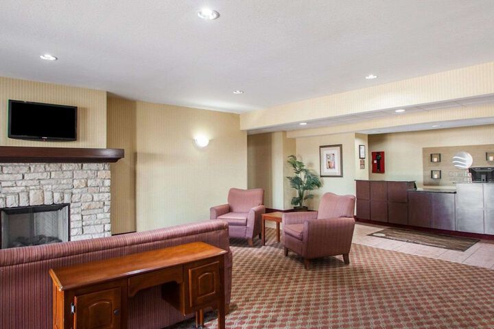 Hotel Interior 8 of 43
