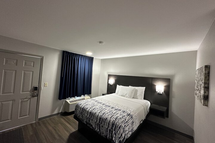 Room 21 of 23