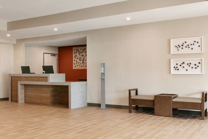 Hotel 6 of 39