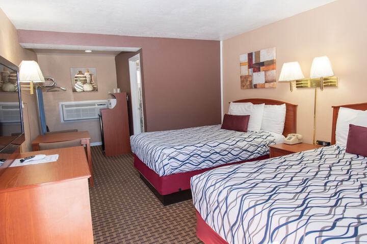Room 30 of 48