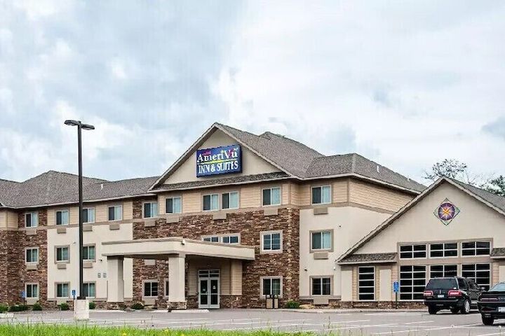 AmeriVu Inn and Suites - Chisago City