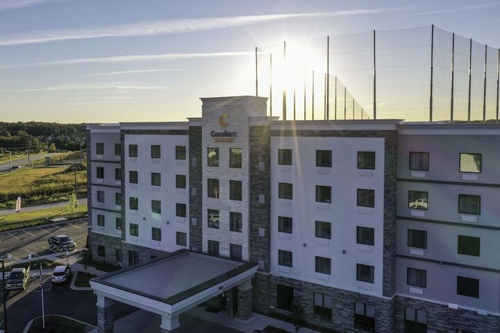 Hotel 2 of 47
