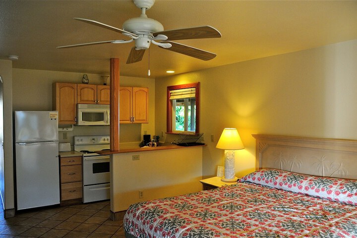 Room 11 of 33