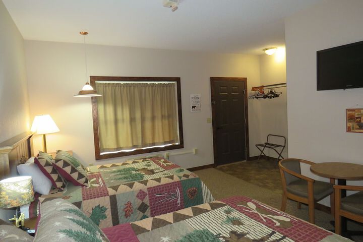 Room 28 of 64