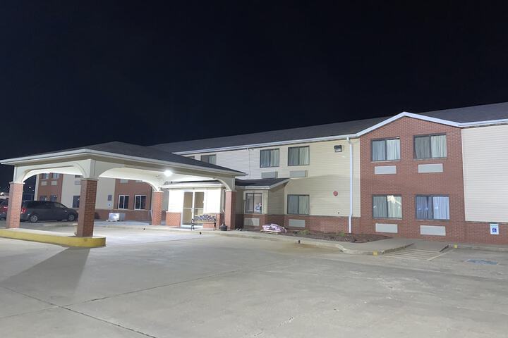 Hotel 5 of 55