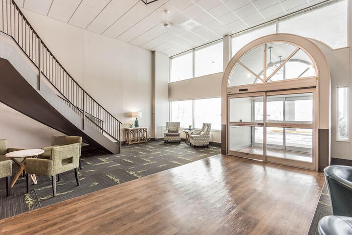 EverSpring Inn & Suites