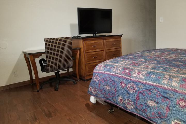 Room 25 of 31
