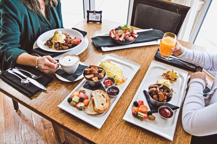 Breakfast/Coffee Service 56 of 75